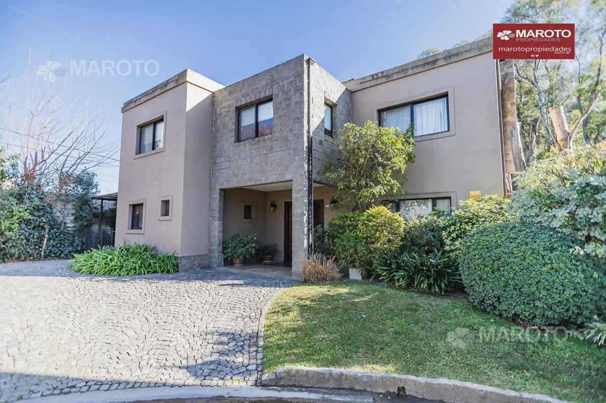 Casa en Venta en Los Angeles - Estilo Clásico